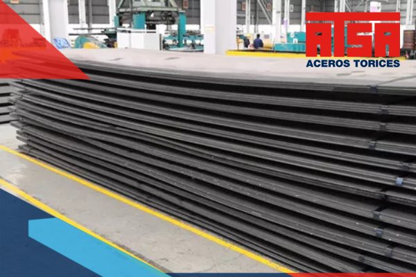 El acero ASTM A36 es el más utilizado en los aceros suaves y laminados en caliente. Tiene excelentes propiedades para construcción.